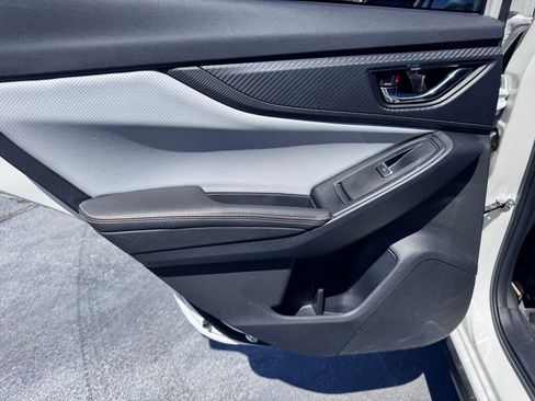 Used 2019 Subaru Crosstrek 2.0i Limited w/ Moonroof Package image 32