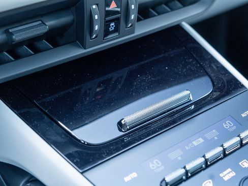 New 2026 Porsche Cayenne S image 24