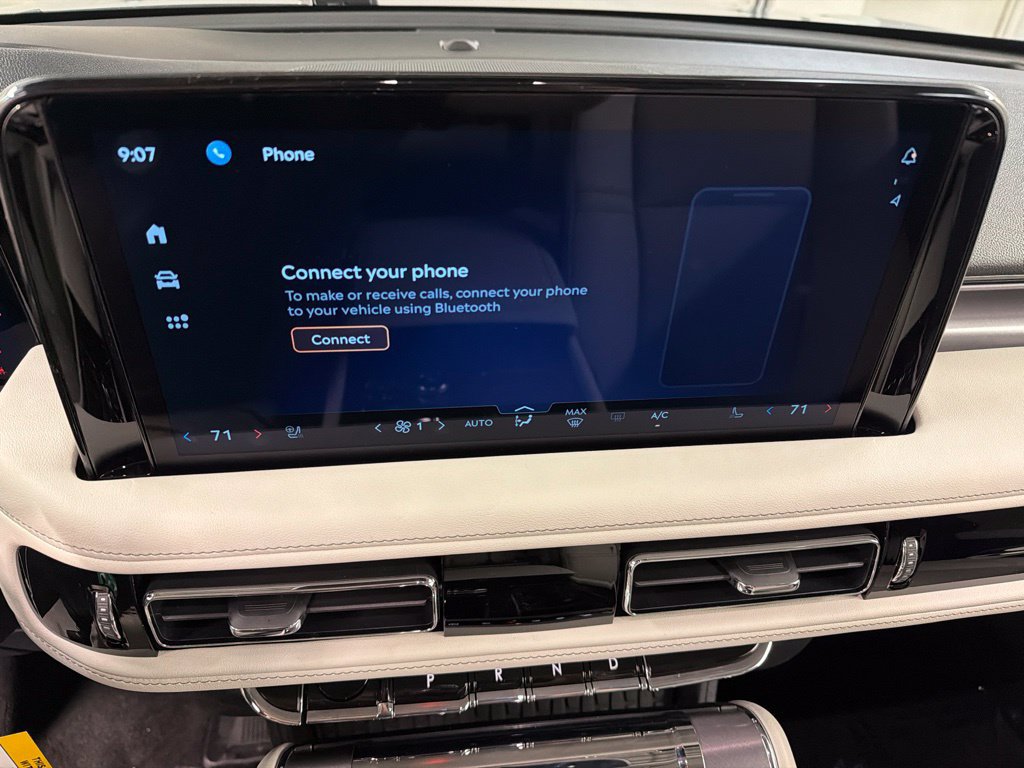 Used 2026 Lincoln Aviator AWD image 10