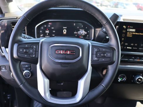 Used 2024 GMC Sierra 1500 Elevation image 14