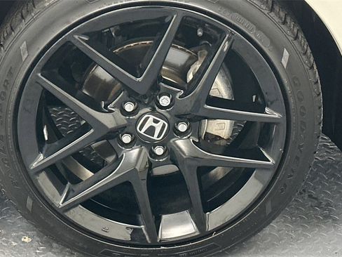 Used 2024 Honda Civic Sport image 21