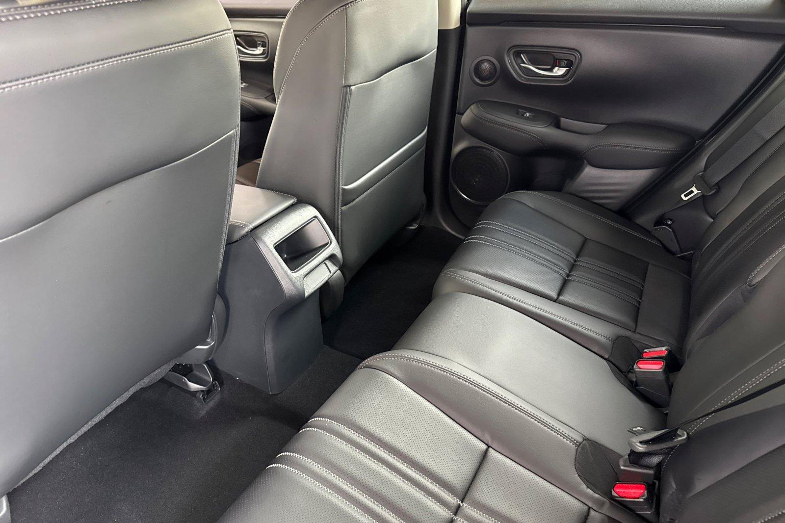 New 2027 Honda HR-V EX-L image 11