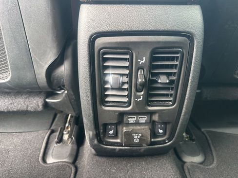 Used 2025 Dodge Durango R/T w/ Blacktop Package image 9