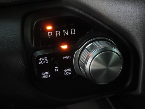 Used 2022 RAM 1500 Laramie w/ Sport Appearance Package AWD/4WD image 15
