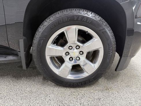 Used 2017 Chevrolet Suburban LT AWD/4WD image 46