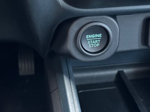 Used 2025 Ford Maverick Lobo AWD/4WD image 21