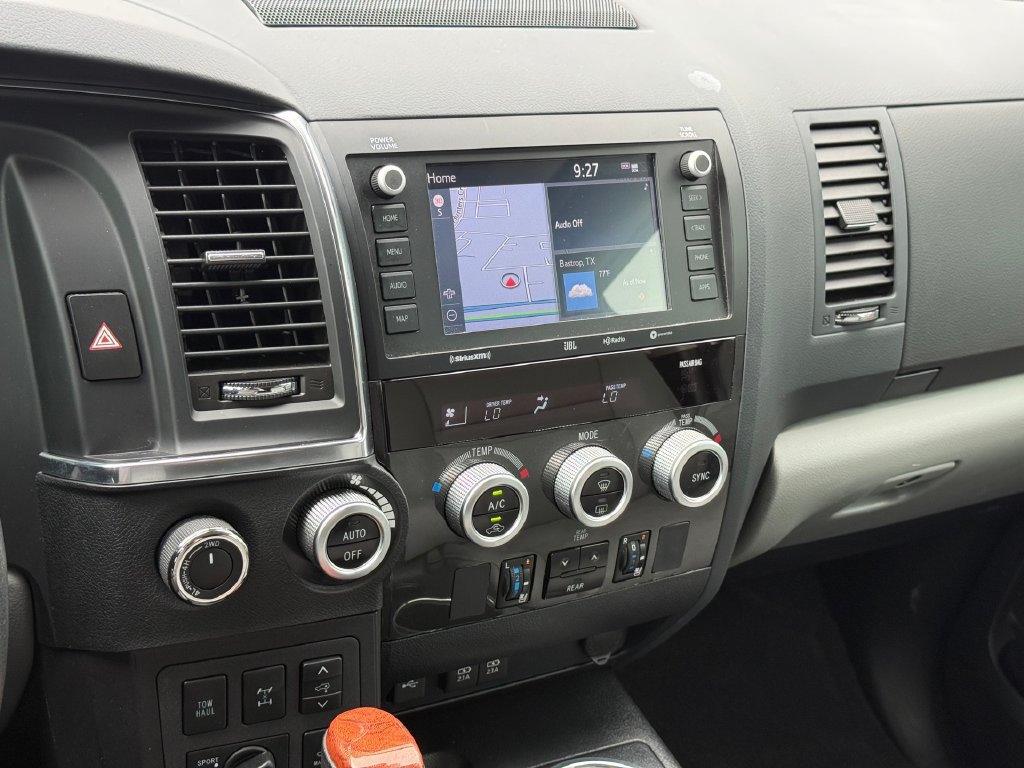 Used 2020 Toyota Sequoia Platinum AWD/4WD image 15