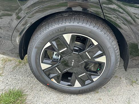 New 2026 Kia Sportage SX Prestige FWD image 17