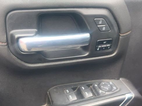 Used 2020 GMC Sierra 1500 AT4 w/ AT4 Premium Package AWD/4WD image 3