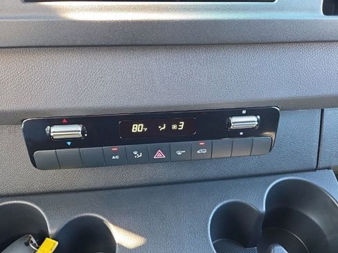 Used 2025 Mercedes-Benz Sprinter 2500 image 14