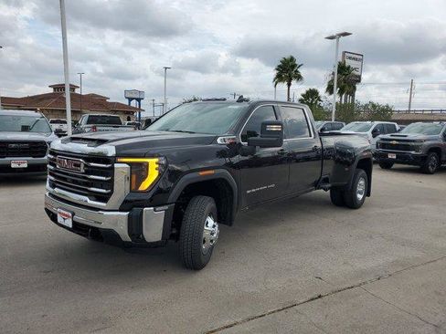 New 2026 GMC Sierra 3500 SLE w/ Preferred Package image 3
