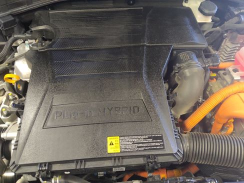 Used 2020 Hyundai Ioniq Limited FWD image 30