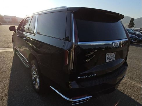 Used 2024 Cadillac Escalade ESV Premium Luxury w/ LPO, Floor Liner Package AWD/4WD image 4