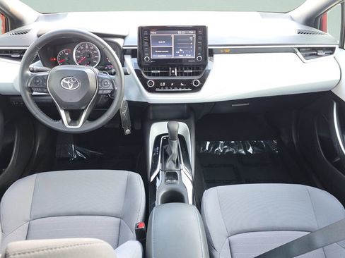 Used 2022 Toyota Corolla SE image 14