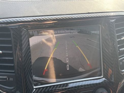 Used 2014 Jeep Grand Cherokee SRT AWD/4WD image 26