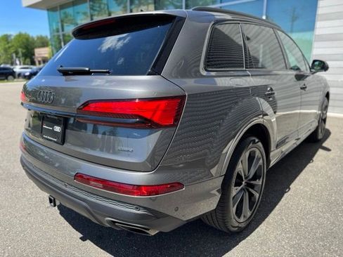 Certified 2025 Audi Q7 3.0T Premium Plus AWD/4WD image 5