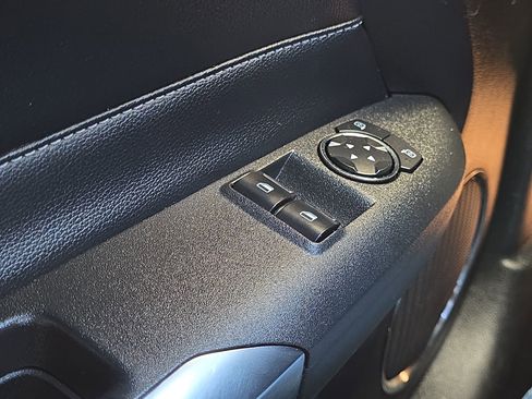 Used 2022 Ford Mustang GT Premium image 13