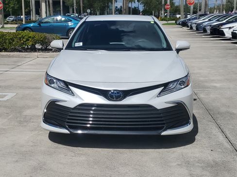 Certified 2023 Toyota Camry XLE image 8
