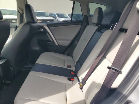 Used 2018 Toyota RAV4 Limited image 20