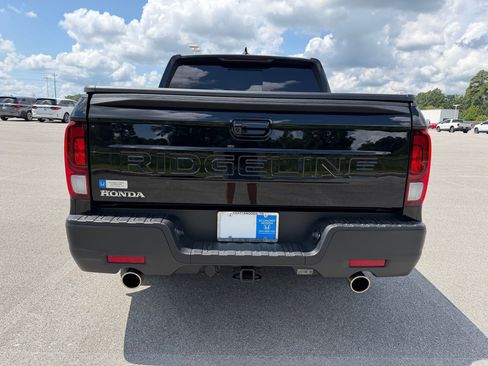 Certified 2025 Honda Ridgeline RTL image 10