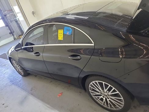 Used 2020 Mercedes-Benz CLA 250 4MATIC w/ Premium Package image 4