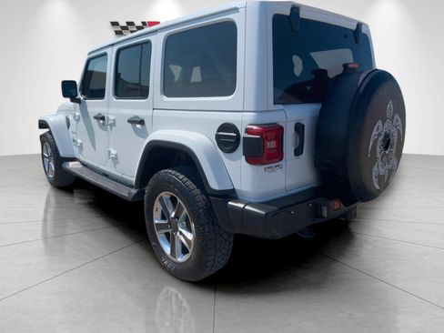 Used 2021 Jeep Wrangler Unlimited Sahara AWD/4WD image 6