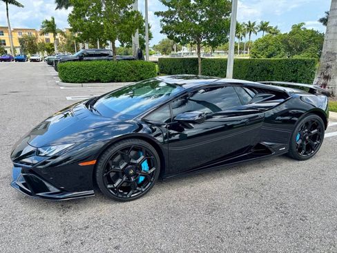 Used 2024 Lamborghini Huracan Tecnica RWD image 11