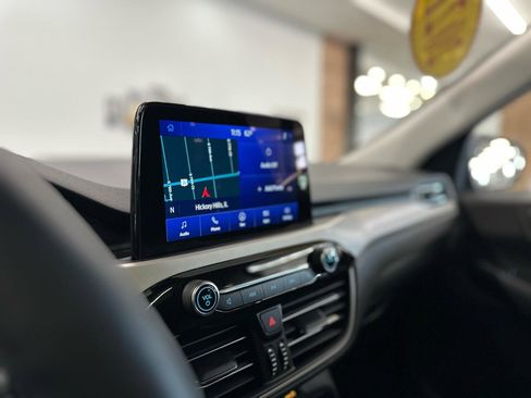 Used 2021 Ford Escape SEL w/ Technology Package image 28