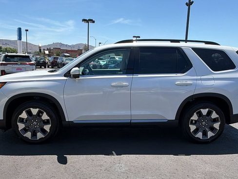 New 2026 Honda Pilot Touring image 6