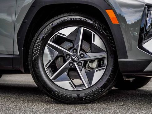 Certified 2025 Hyundai Tucson SEL FWD image 3