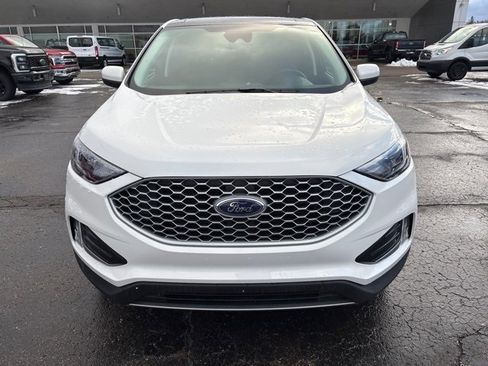 Used 2024 Ford Edge SEL w/ Convenience Package image 8