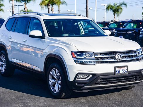 Used 2018 Volkswagen Atlas SEL image 3