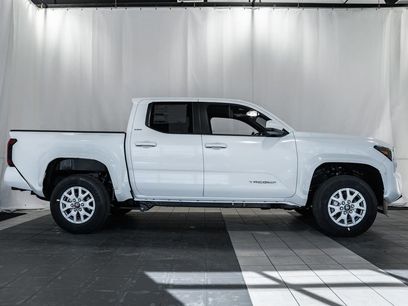 New 2026 Toyota Tacoma SR5