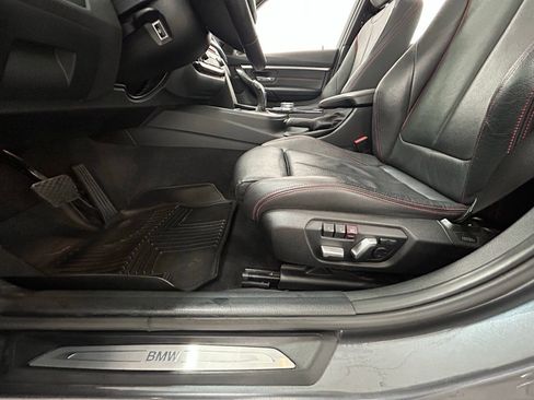 Used 2017 BMW 330i xDrive Sedan AWD/4WD image 32