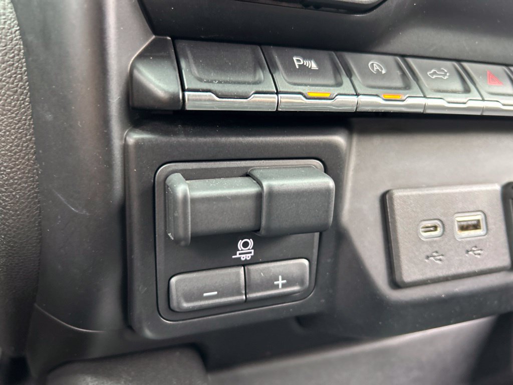 Used 2019 Chevrolet Silverado 1500 RST w/ All-Star Edition AWD/4WD image 37
