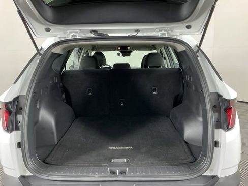 Used 2022 Hyundai Tucson SE w/ Winter Package AWD/4WD image 25
