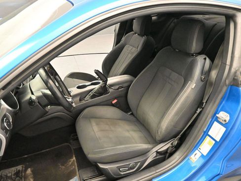 Used 2019 Ford Mustang GT image 12