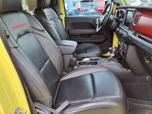 Used 2023 Jeep Wrangler Unlimited Rubicon w/ LED Lighting Group AWD/4WD image 14