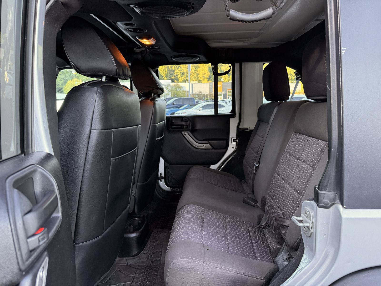 Used 2012 Jeep Wrangler Unlimited Sport AWD/4WD image 25