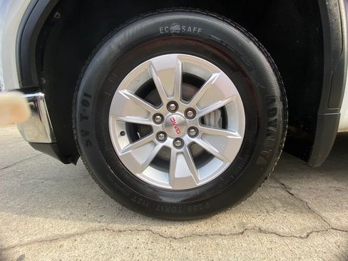 Used 2020 GMC Sierra 1500 SLE w/ SLE Value Package RWD image 22