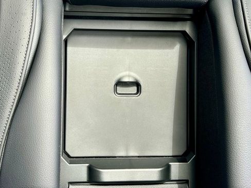 Used 2023 Mercedes-Benz S 580 4MATIC Sedan image 38