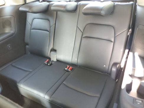 Certified 2023 Nissan Pathfinder Platinum AWD/4WD image 11