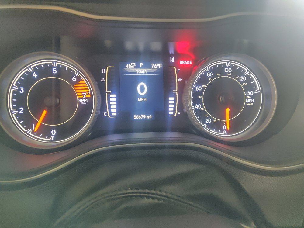 Used 2021 Jeep Cherokee Latitude Plus FWD image 23