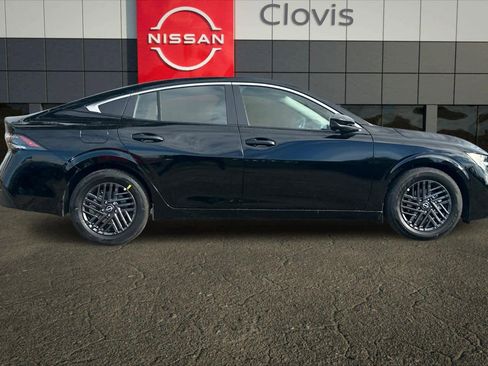 New 2026 Nissan Sentra SV image 9