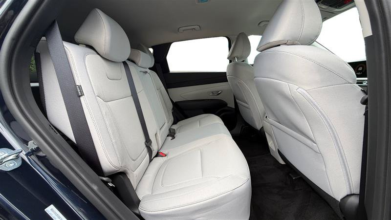 Used 2026 Hyundai Tucson SEL AWD/4WD image 18