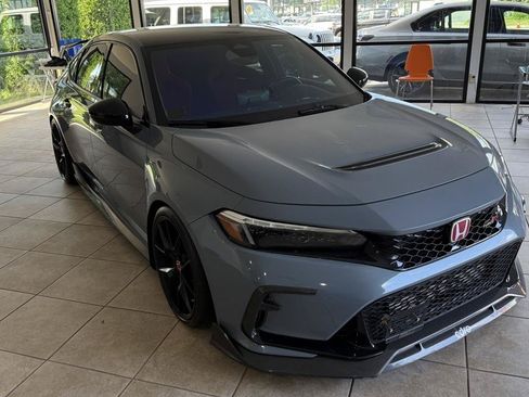 Used 2024 Honda Civic Type R image 22
