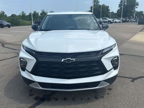 Used 2023 Chevrolet Blazer LT AWD/4WD image 8