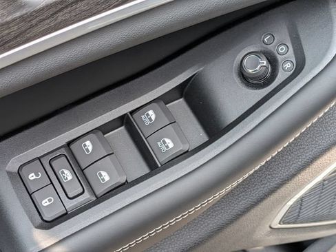 New 2026 Jeep Grand Cherokee Limited AWD/4WD image 23