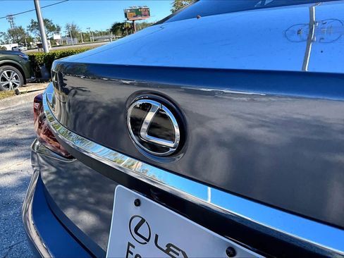 Used 2020 Lexus ES 350 w/ Premium Package image 30