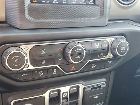 Used 2020 Jeep Wrangler Unlimited Sport S image 22